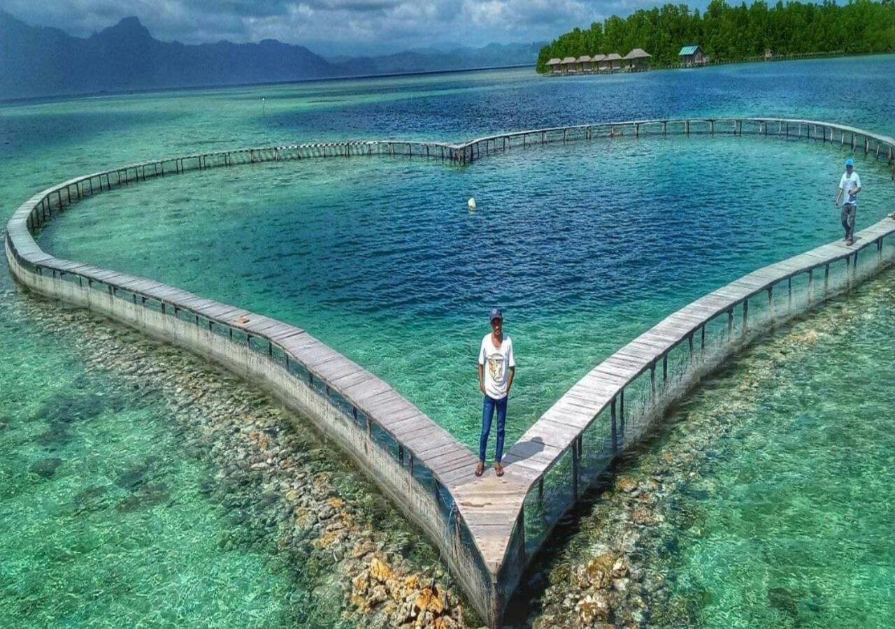 Nusa Nalan Beach Resort Rumah Olat Exterior foto